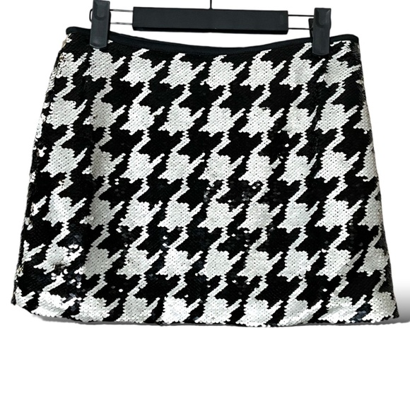 MANGO Black & White Houndstooth Sequin Mini Skirt Side Zipper US Sz S - Picture 3 of 10